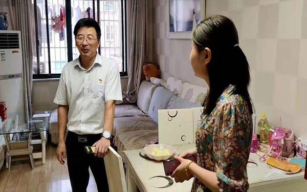 公司黨委開(kāi)展走訪慰問(wèn)