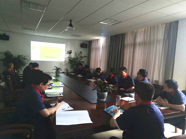 鋼構(gòu)公司開(kāi)展“安全生產(chǎn)月”系列活動(dòng) 鋼構(gòu)公司開(kāi)展“安全生產(chǎn)月”系列活動(dòng)