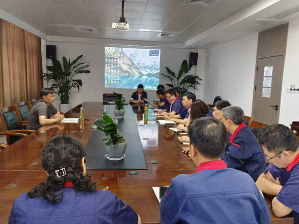 公司副總經(jīng)理、安全總監(jiān)到鋼構公司調(diào)研