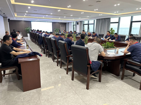 公司召開安全、環(huán)保、職業(yè)衛(wèi)生工作會(huì)議 